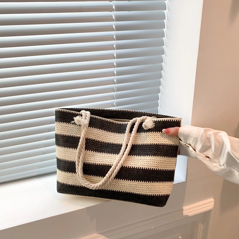 Women's All Seasons Straw Classic Style Shoulder Bag