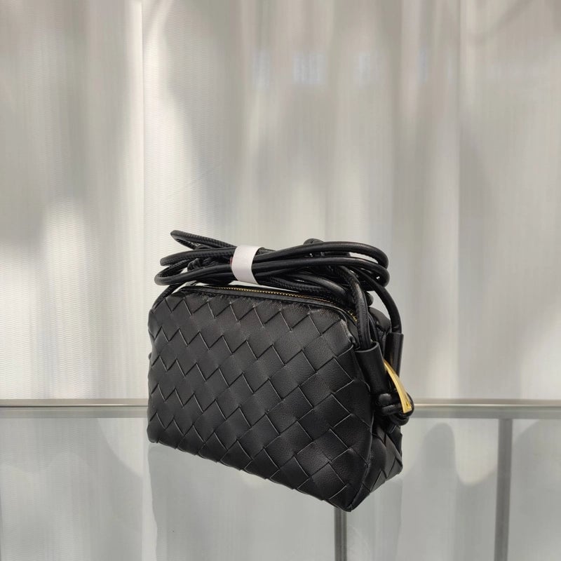 New Square Woven Cloud Bag Genuine Leather  Women's Bag Fashionable Hand-held Shoulder Crossbody Bag For Women