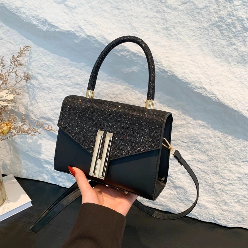 Women's Medium Pu Leather Solid Color Basic Classic Style Square Flip Cover Crossbody Bag