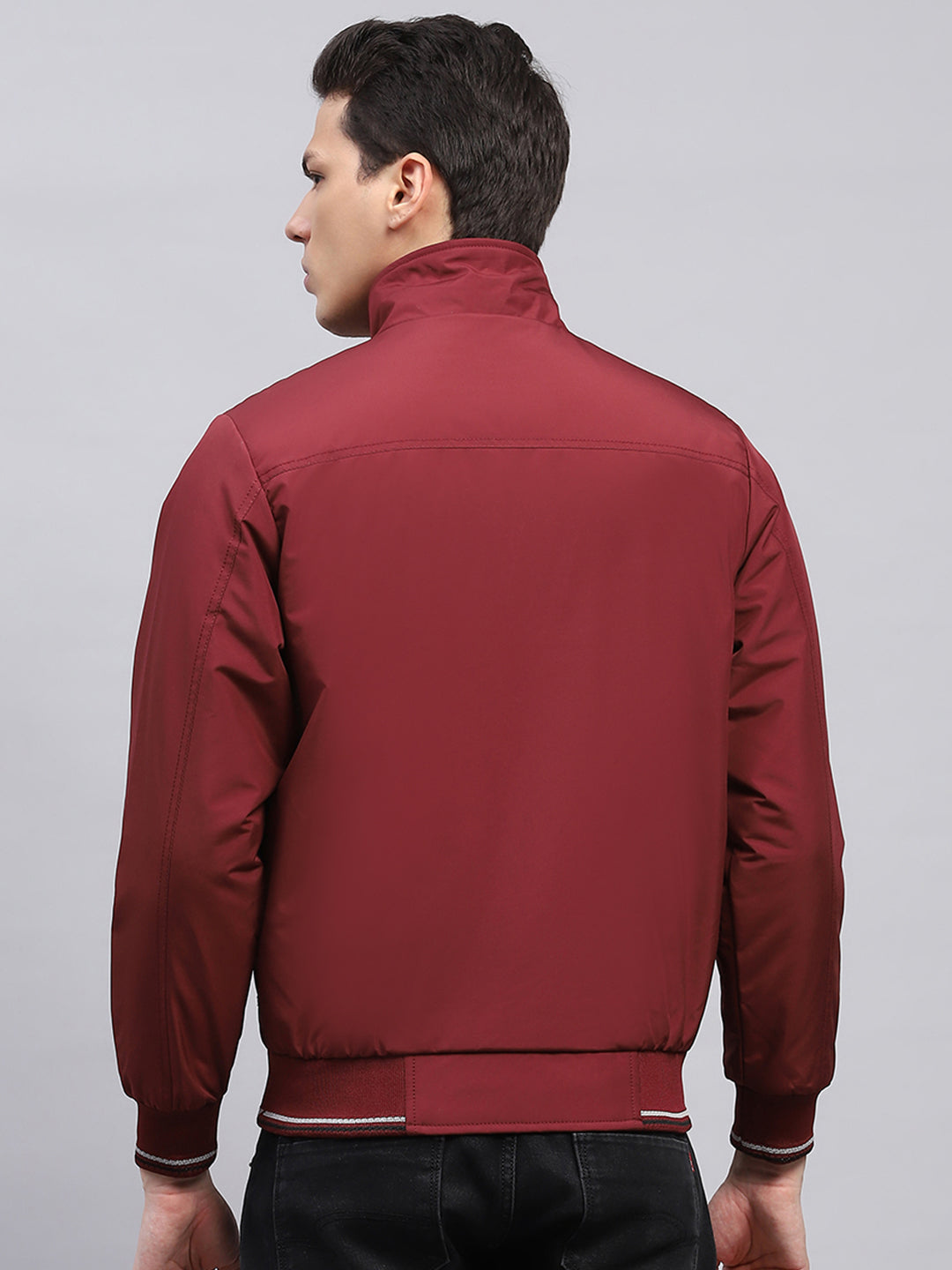 Men Maroon Solid Mock Neck Full Sleeve Jacket