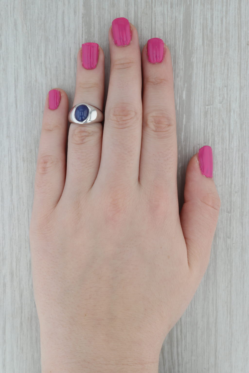 Lab Created Star Sapphire Ring 18k White Gold Size 5.5 Oval Cabochon Solitaire