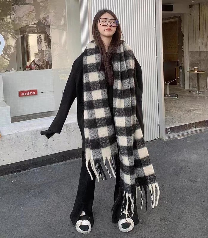 Black And White Plaid Mohair Tassel Scarf Women's Winter New Shawl Lengthened Fashionable Warm Scarf