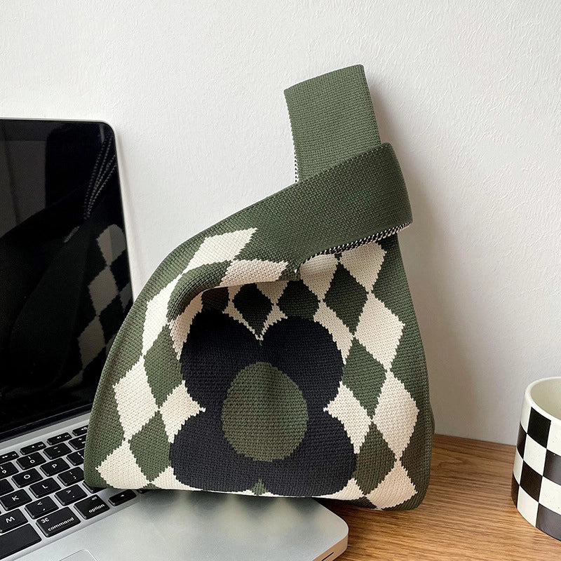 Women's Medium Knit Plaid Flower Vintage Style Classic Style Open Handbag