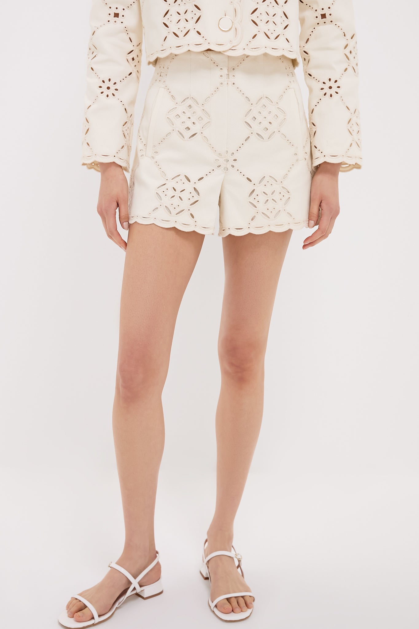 Ecru Jazmin Short