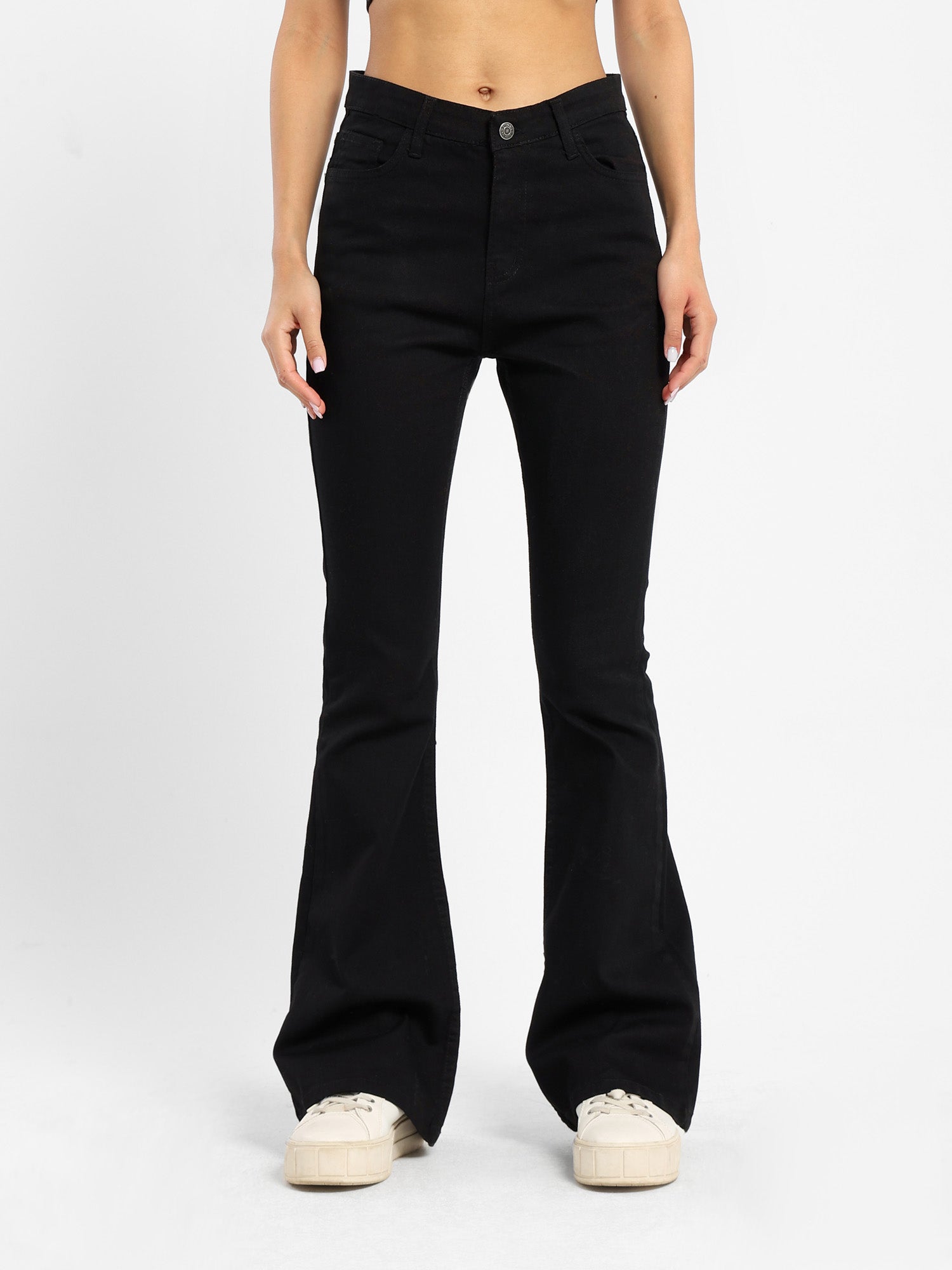 Basic Flared Legs Jeans