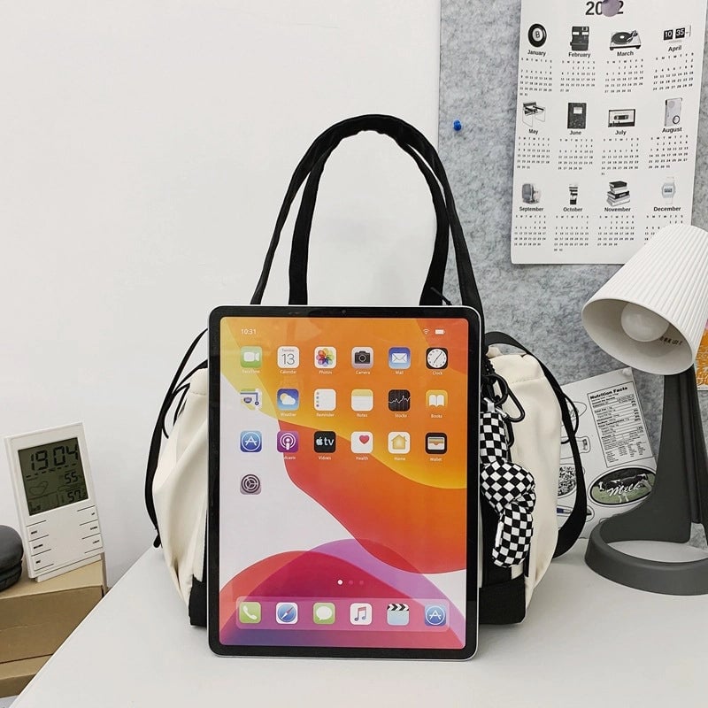 Women's Large Nylon Color Block Vintage Style Classic Style Square String Shoulder Bag