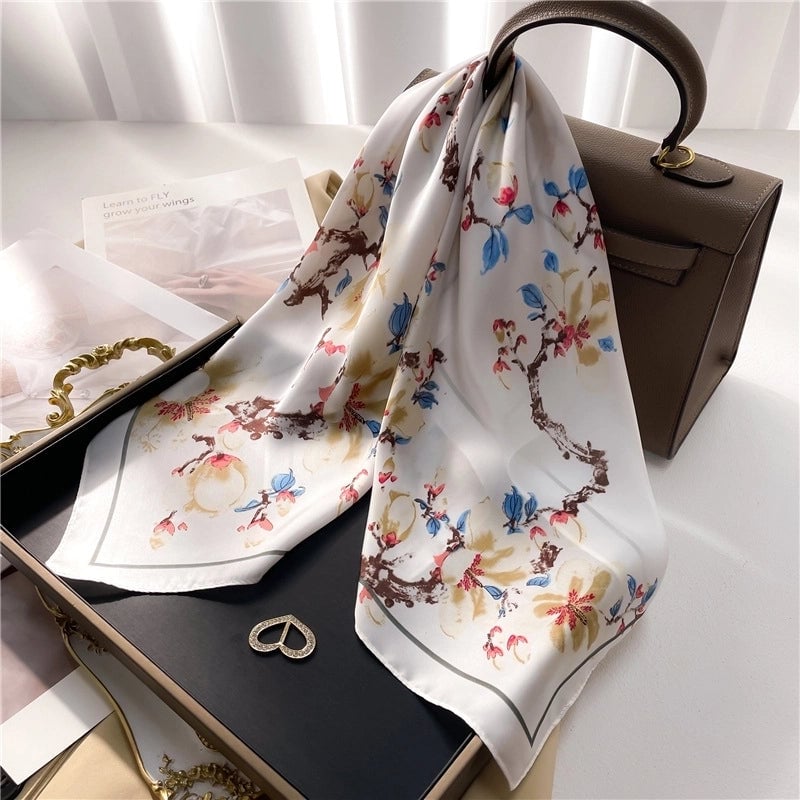 Women's Elegant Minimalist Color Block Polyester Printing Silk Scarf