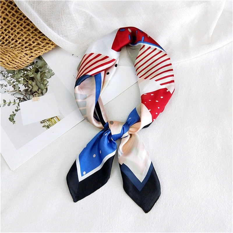 Women's Minimalist Printing Satin Silk Scarf