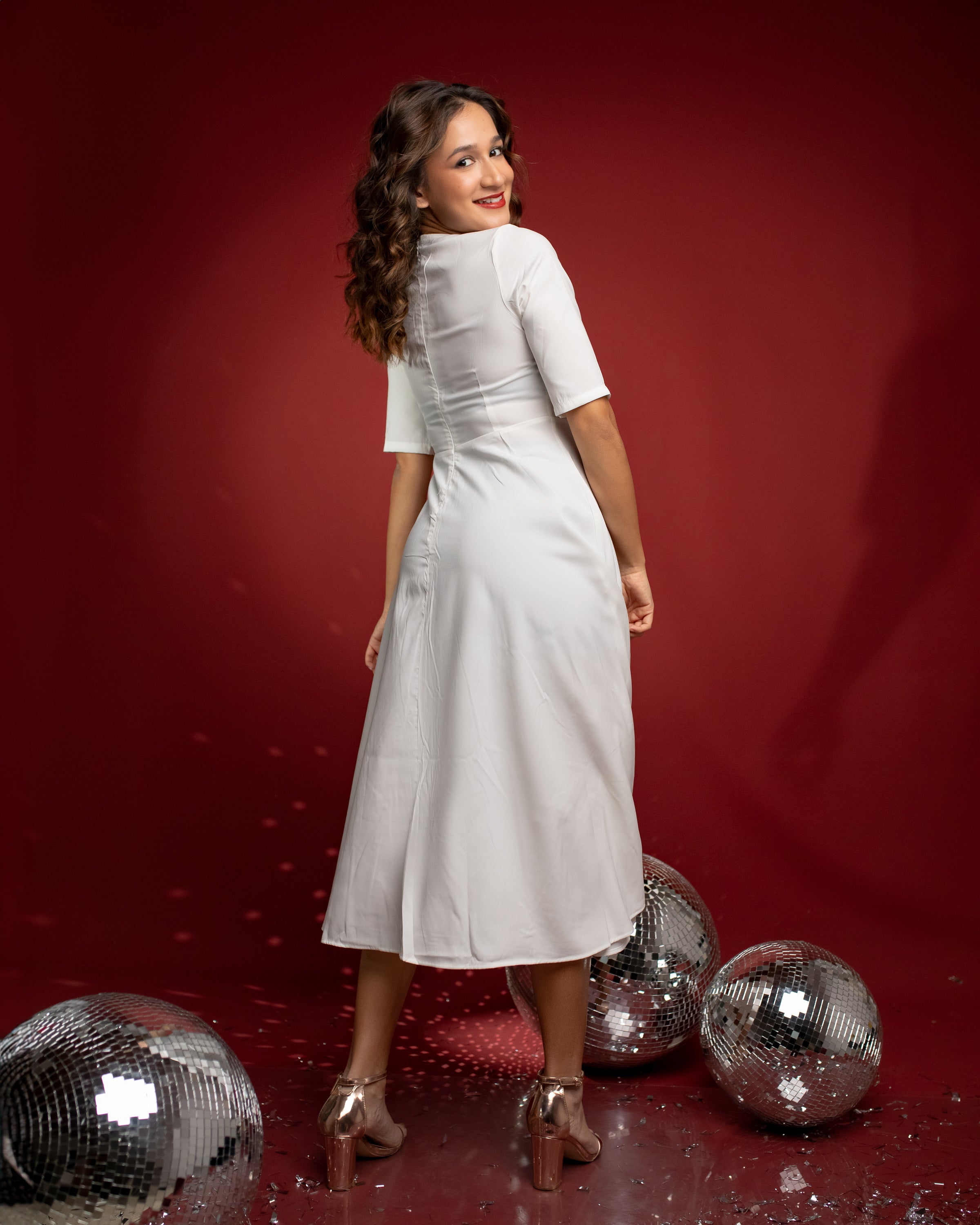 Mistletoe Flared Midi Dress	 -White