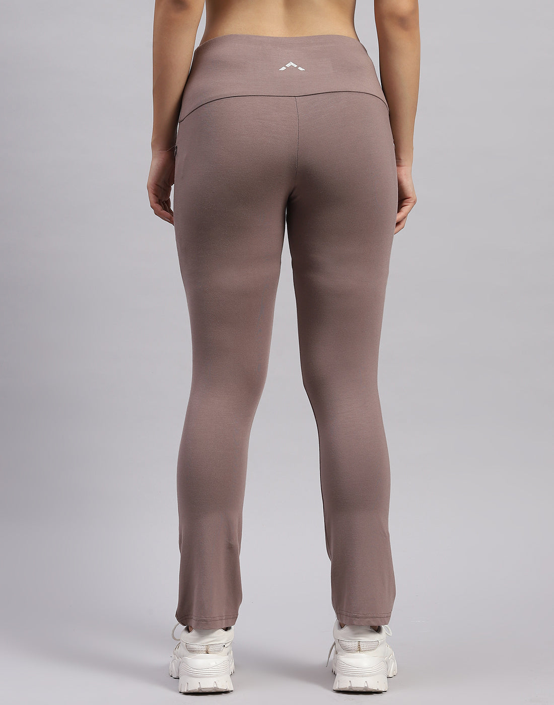 Women Brown Solid Regular Fit Yoga Pant