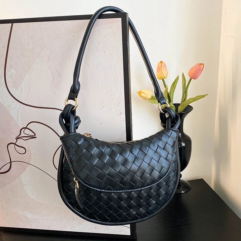 Women's Medium Pu Leather Solid Color Basic Vintage Style Dumpling Shape Flip Cover Underarm Bag
