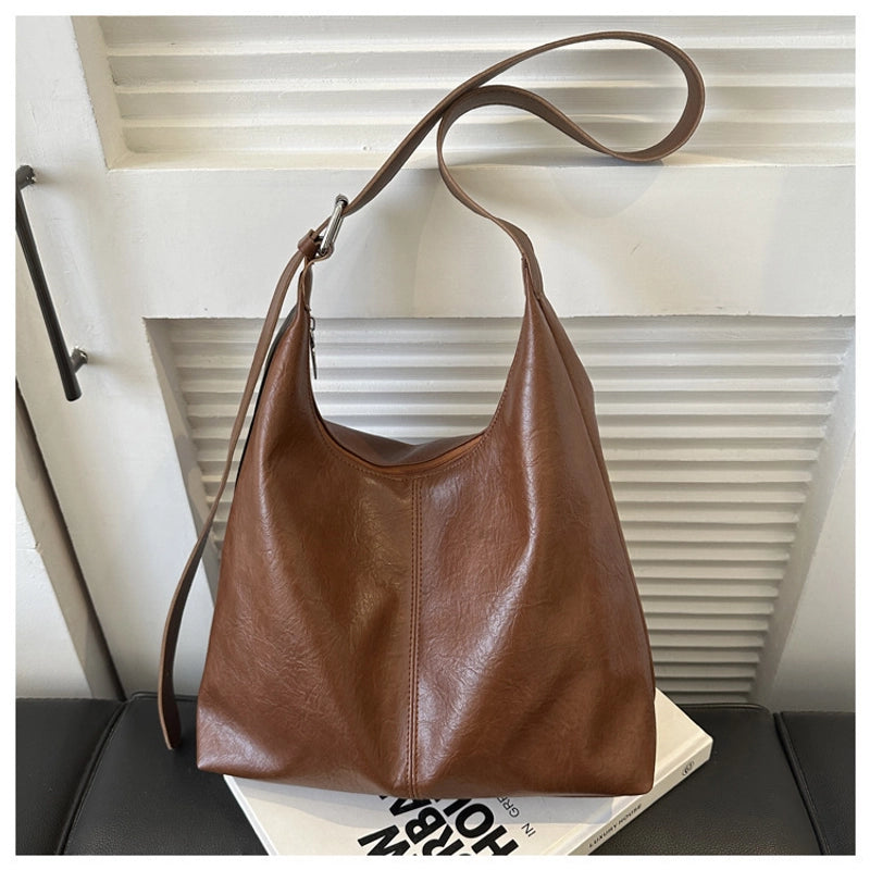 Women's Large Pu Leather Solid Color Streetwear Square Zipper Shoulder Bag