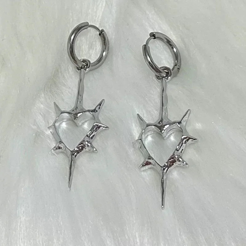 Heart & Thorns Earring
