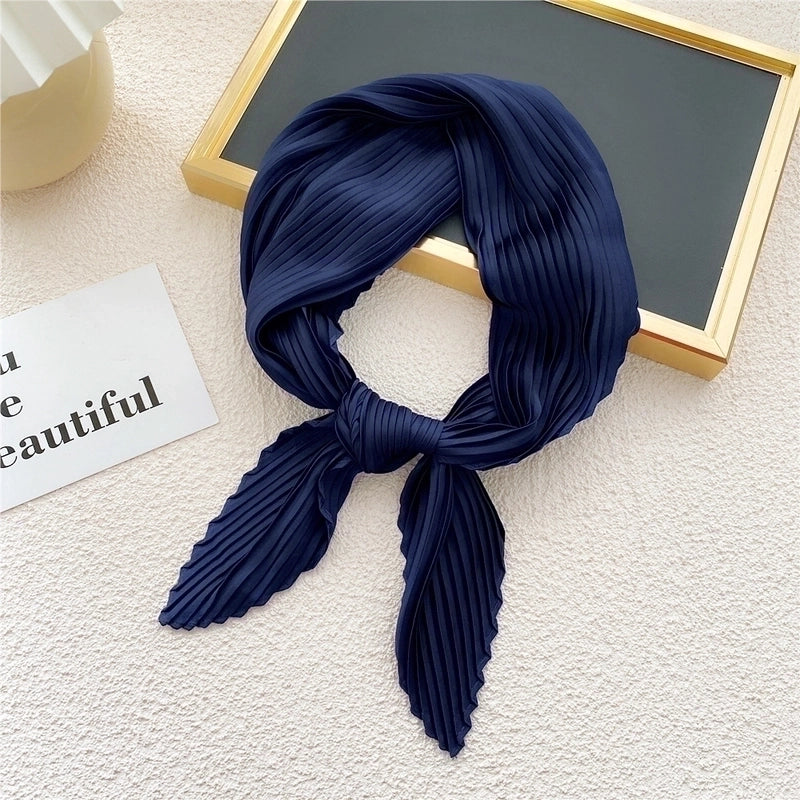 Simple Fold Solid Color Small Square Scarf