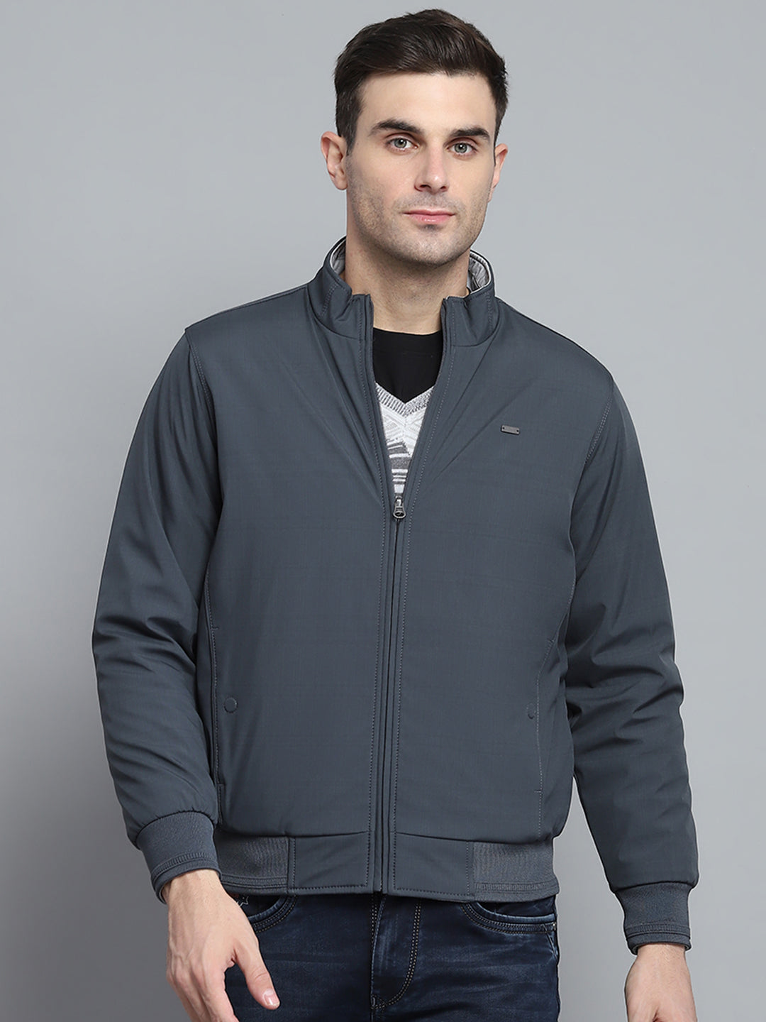 Men Grey Solid Mock Neck Full Sleeve Jacket