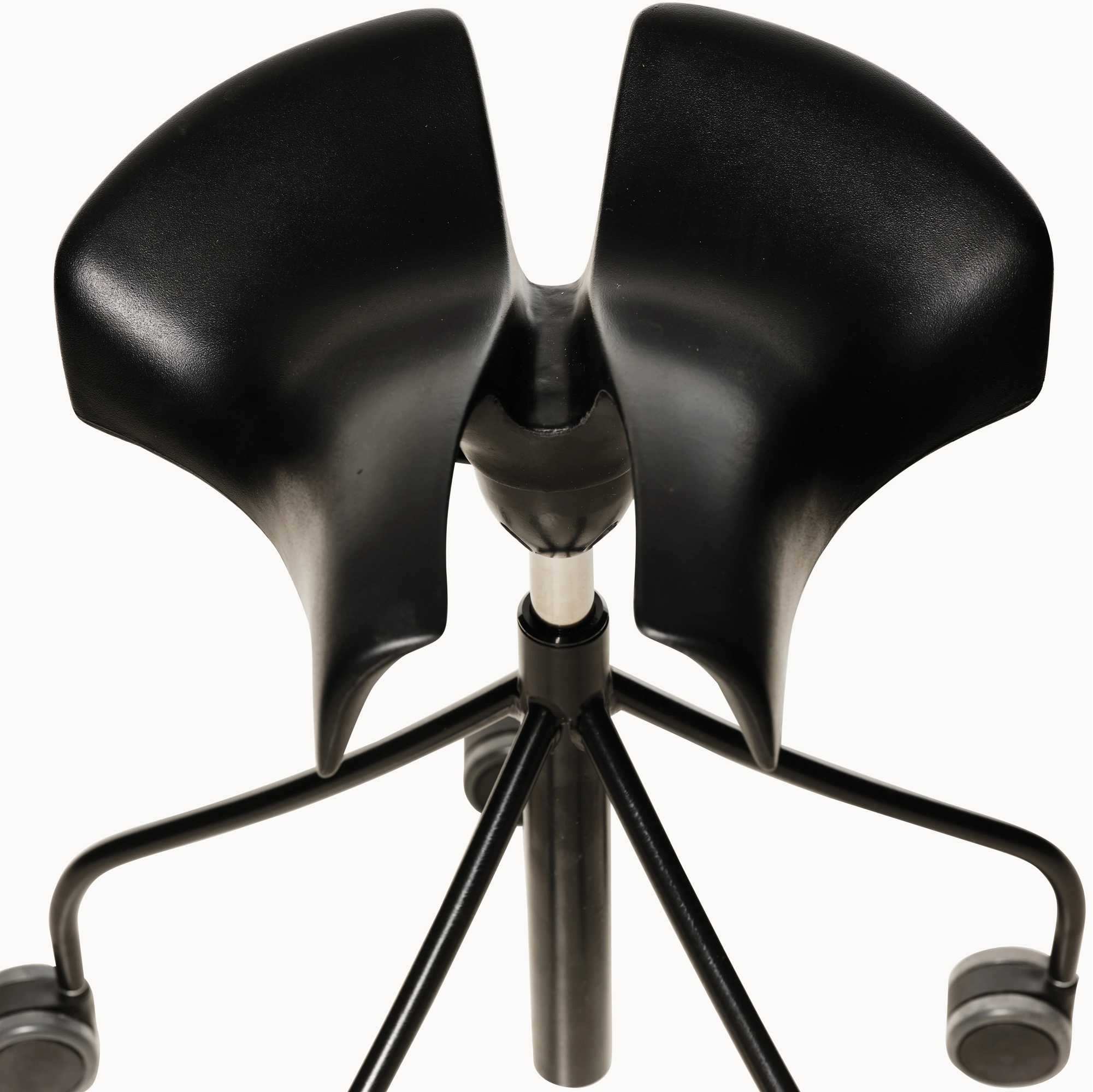 BD Barcelona Binaria stool. Black