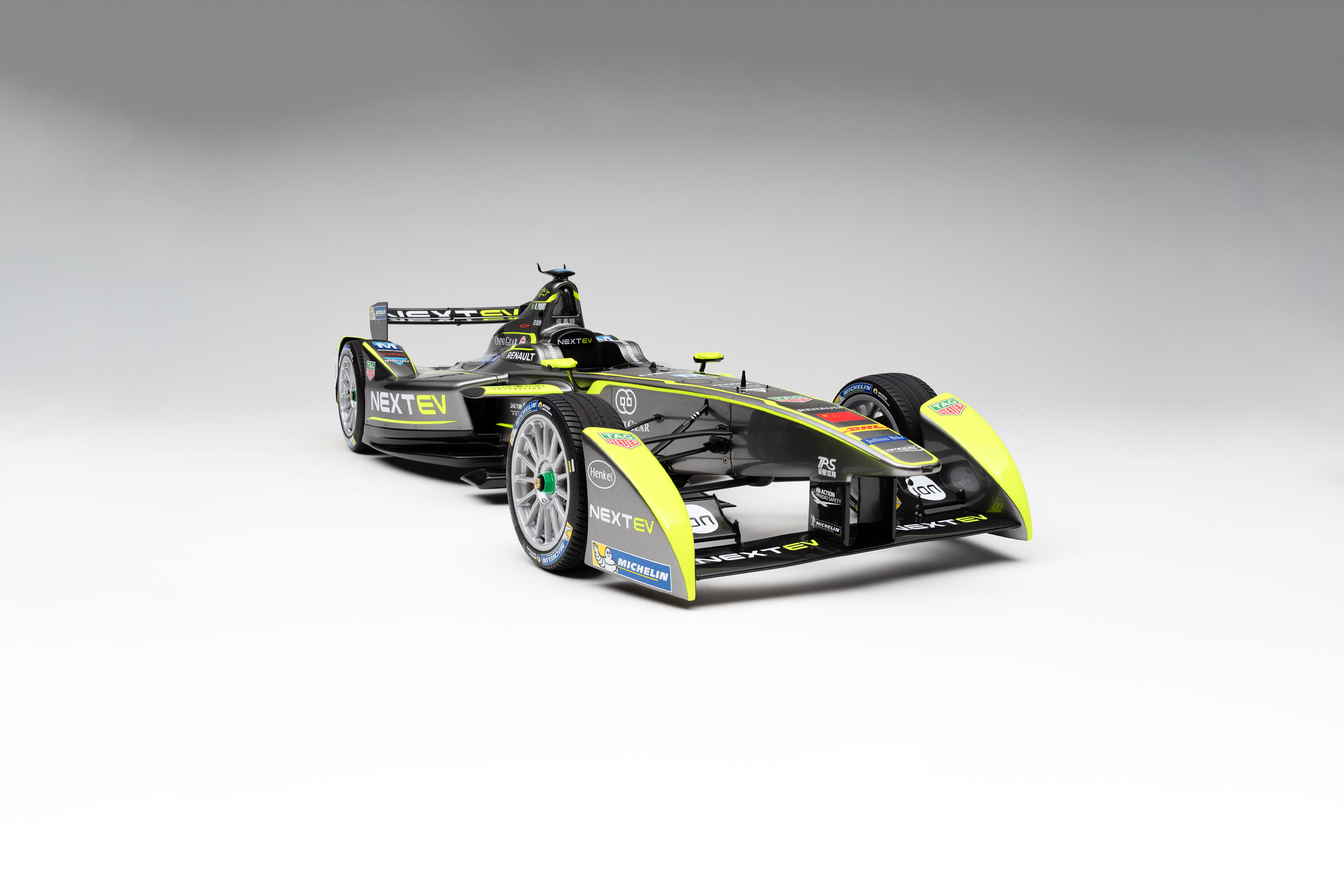 NEXTEV TCR Liveried Spark-Renault SRT_01E (2016) - Piquet Jr. - Carrera 2 del ePrix de Londres