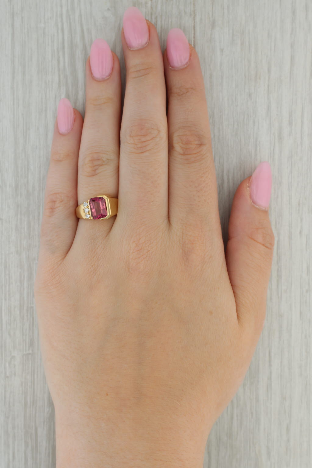 2.48ctw Pink Tourmaline Diamond Ring 18k Yellow Gold Size 8
