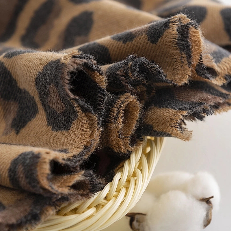 Women's Sweet Leopard Polyester Scarf