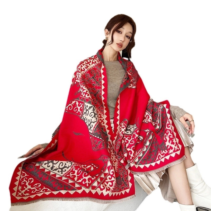 Women's Elegant Classic Style Totem Imitation Cashmere Scarf