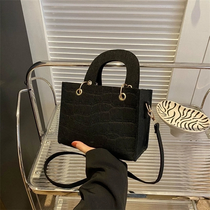 Women's Autumn Canvas Streetwear Handbag