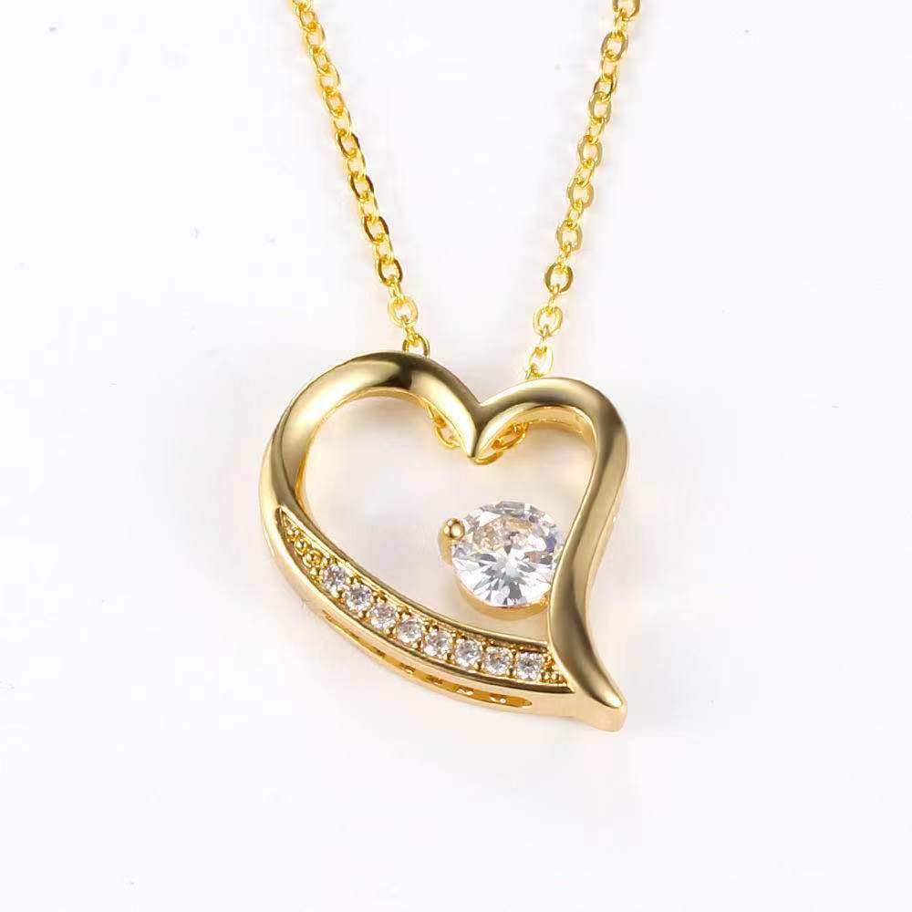 Heart Inlaid Zircon Necklace