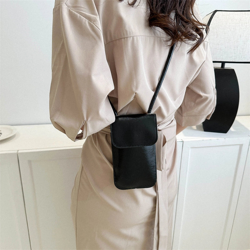Women's Pu Leather Solid Color Streetwear Square Magnetic Buckle Crossbody Bag