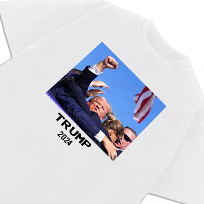 Donald Trump Raising Fist President 2024 Victory Custom Graphic T-Shirt  Carte (1400)