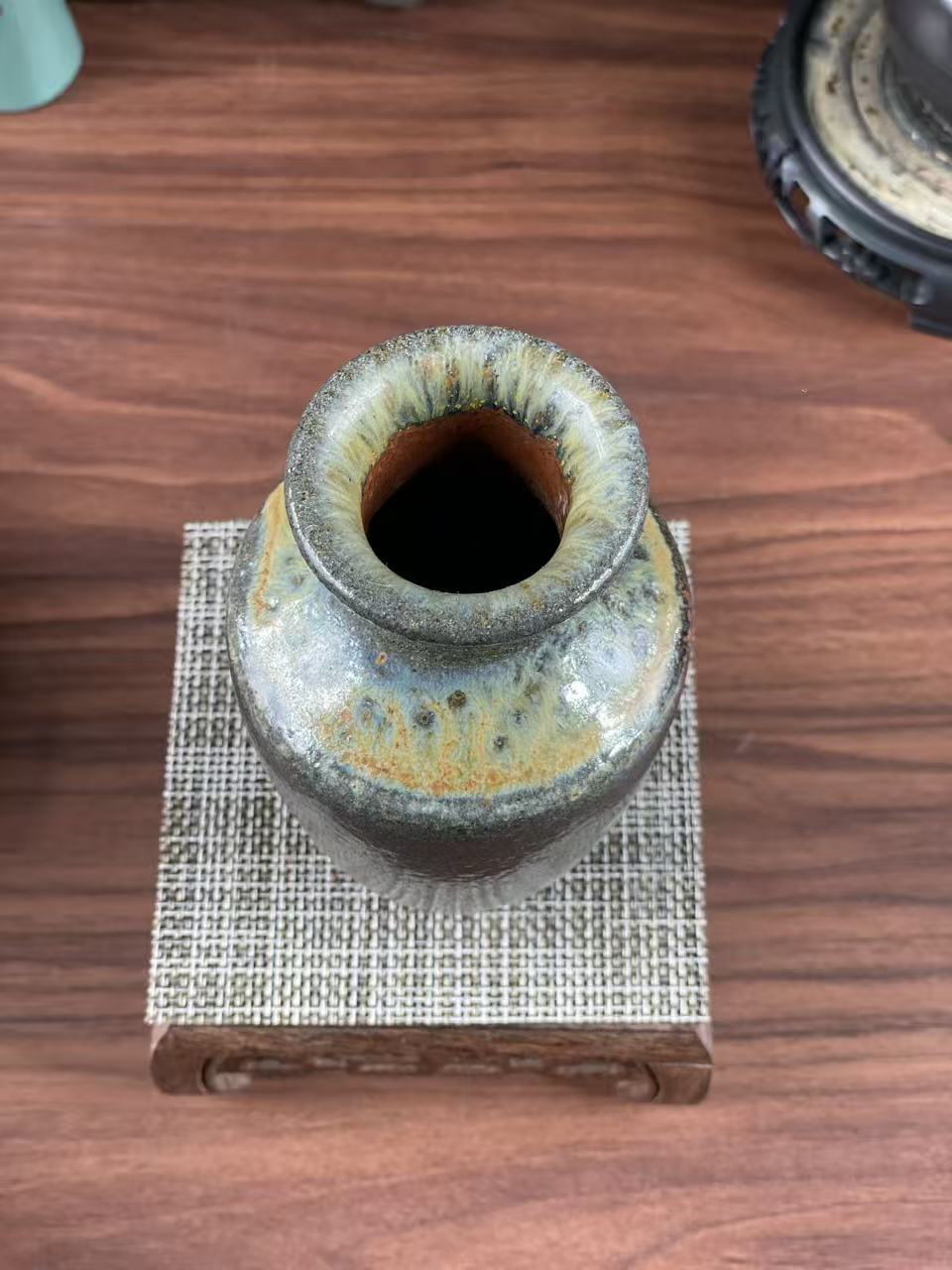 Yixing purple clay vase from China