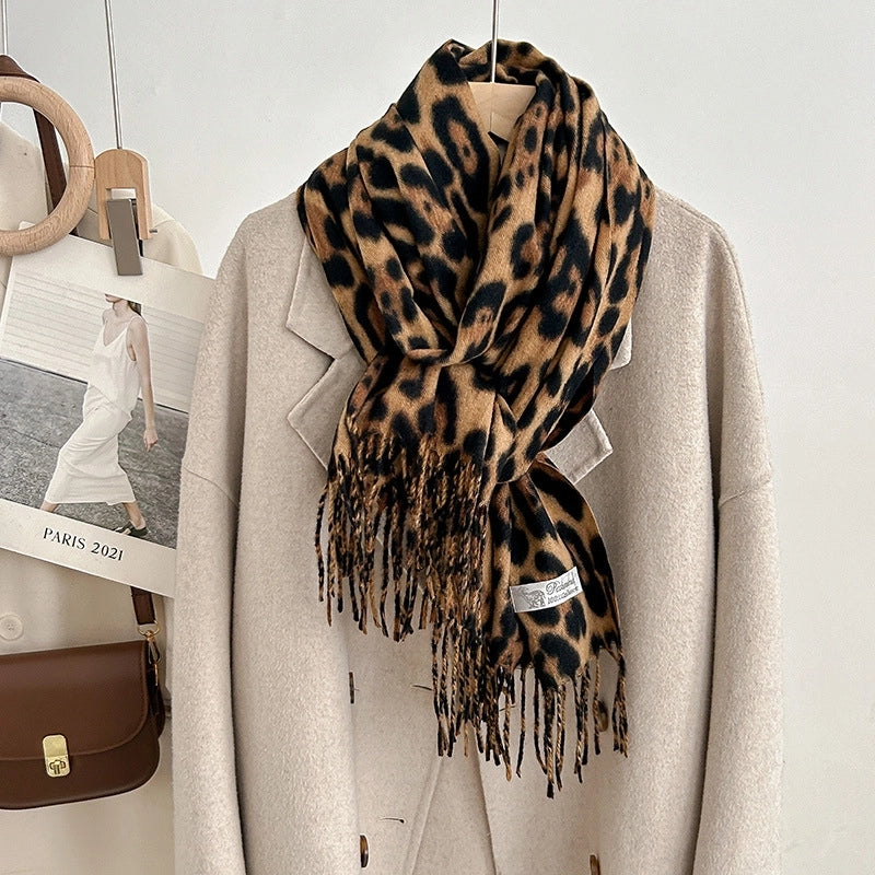 Unisex Retro Leopard Polyester Tassel Scarf