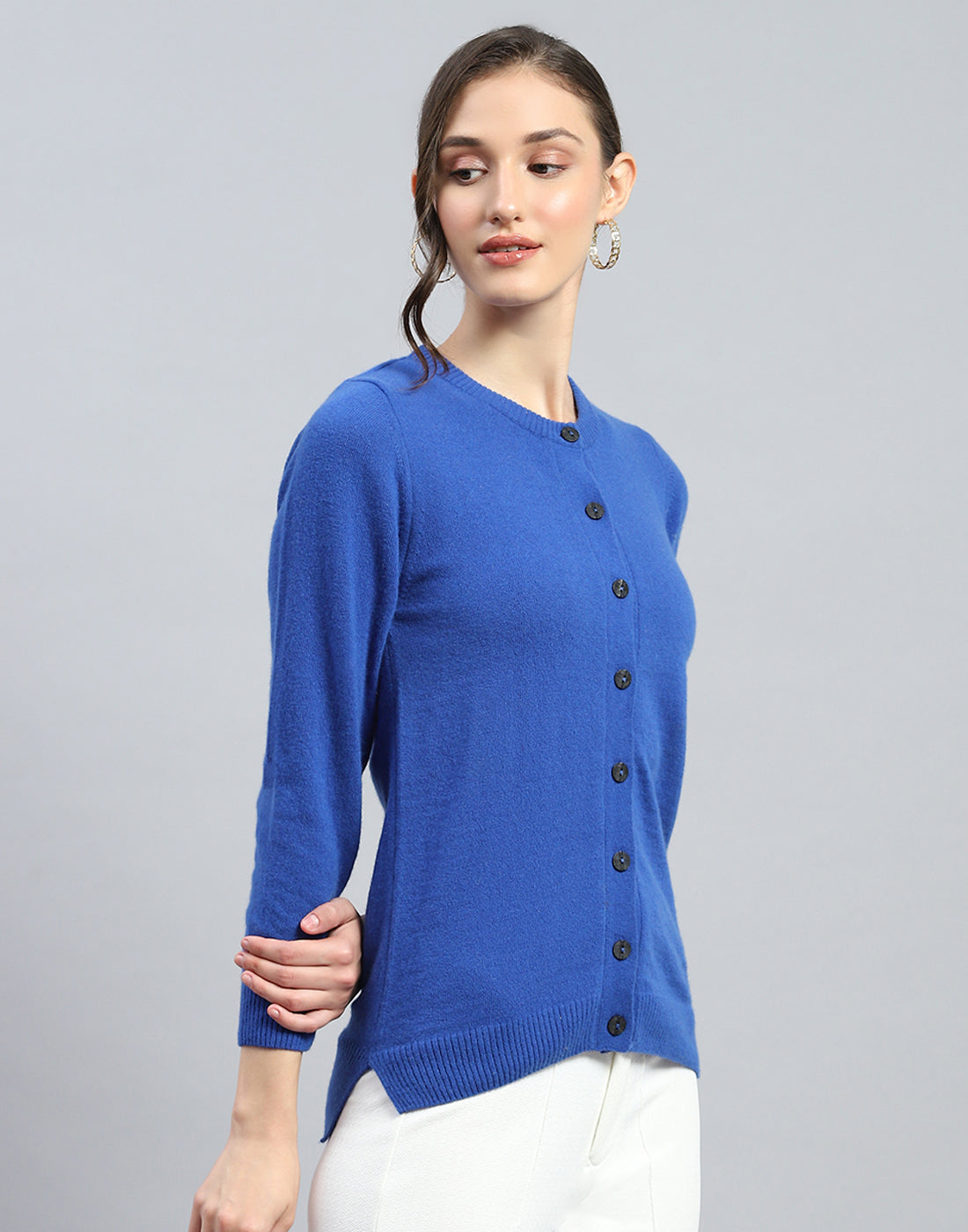 Women Blue Solid Round Neck Full Sleeve Cardigan