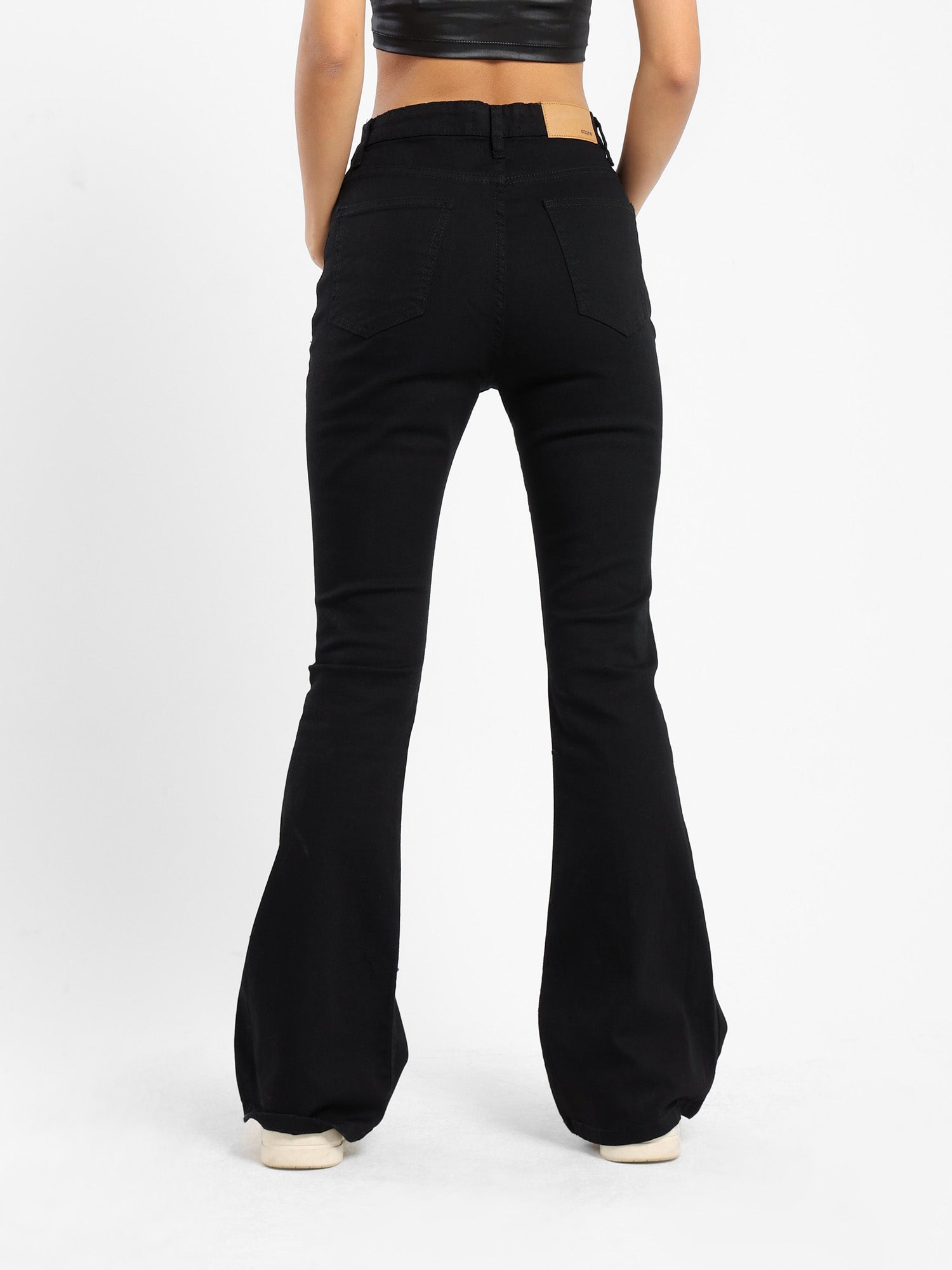 Basic Flared Legs Jeans