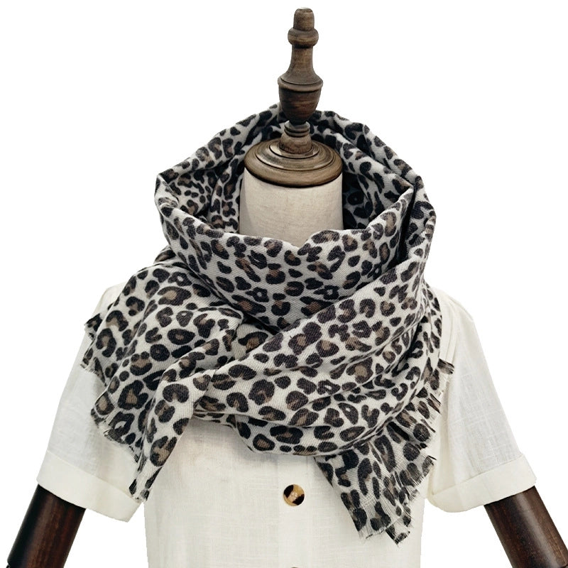 New Autumn And Winter Fashion Cashmere Scarf Women's Classic Leopard Long Thickened Warm Shawl