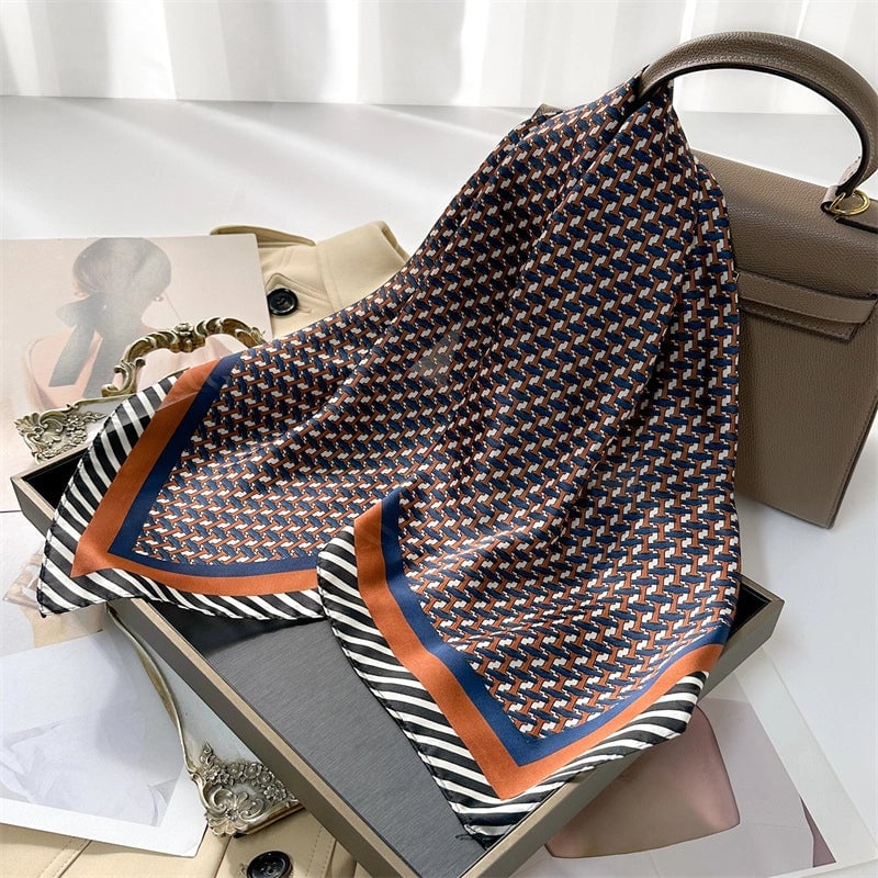 Unisex Casual Minimalist Stripe Flower Polyester Satin Printing Silk Scarf