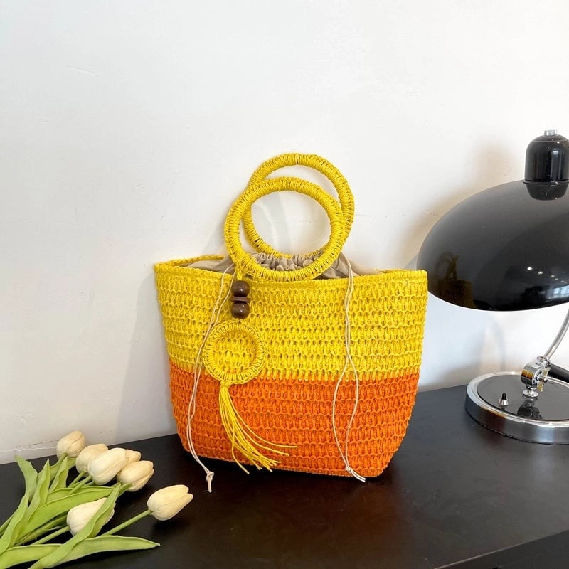 Women's Medium All Seasons Straw Streetwear Handbag