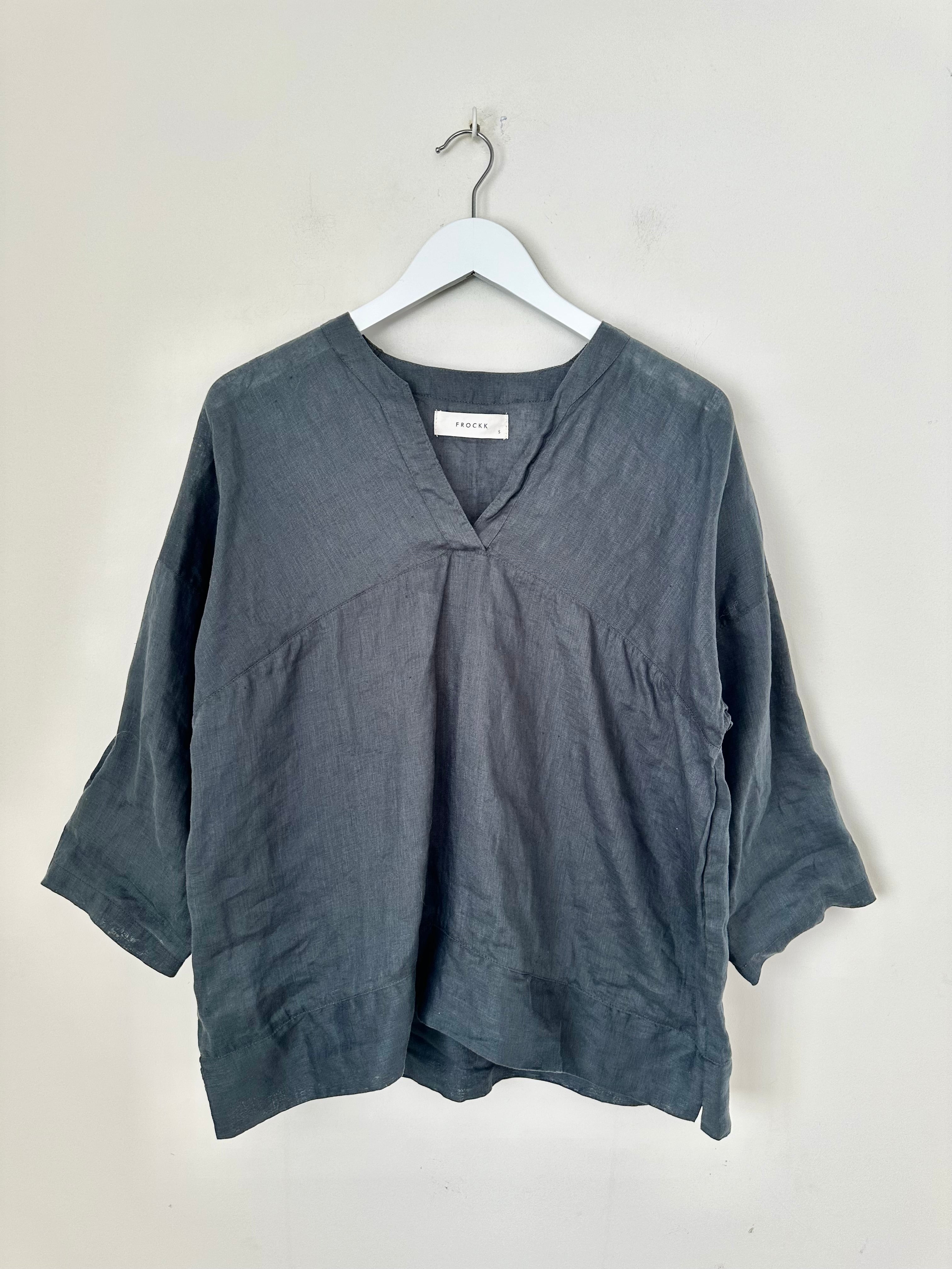 francis top - charcoal linen