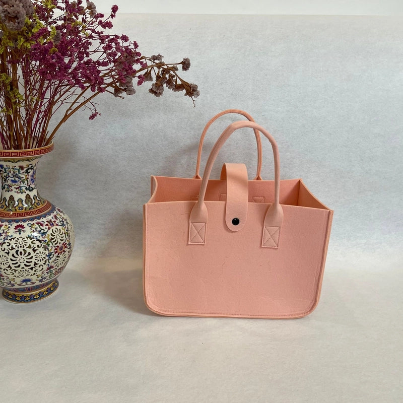 Women's Felt Solid Color Elegant Streetwear Square Buckle Handbag