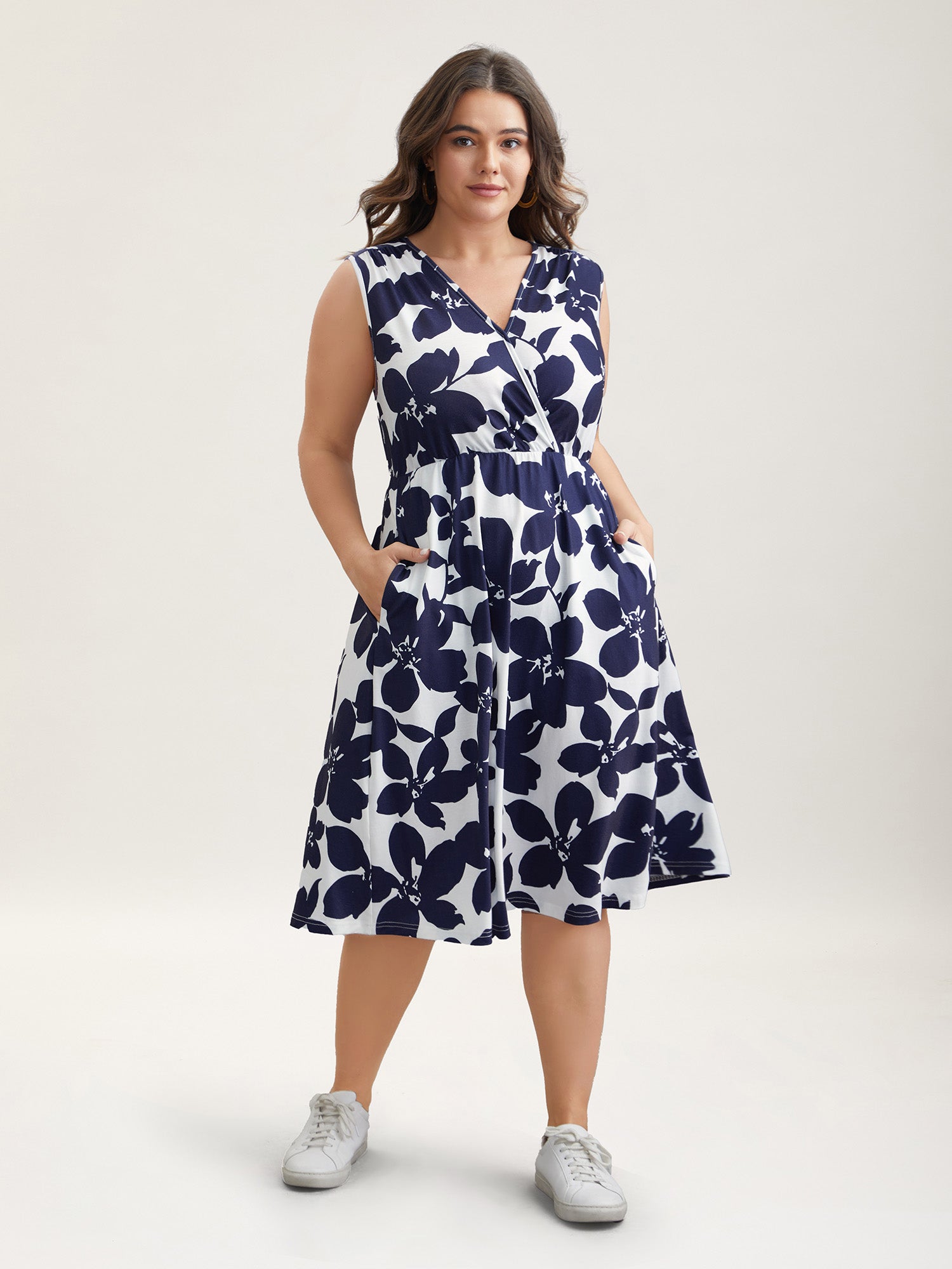 Floral Print Surplice Neck Midi Dress
