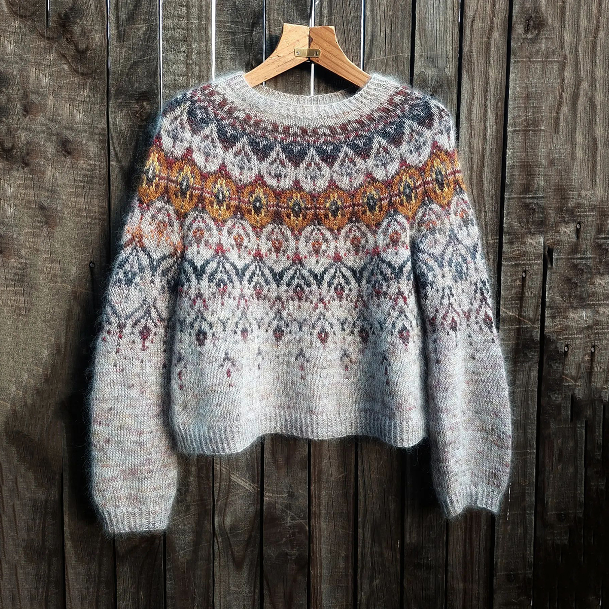 Vintage Geometric Round Neck Long Sleeve Knitted Sweater