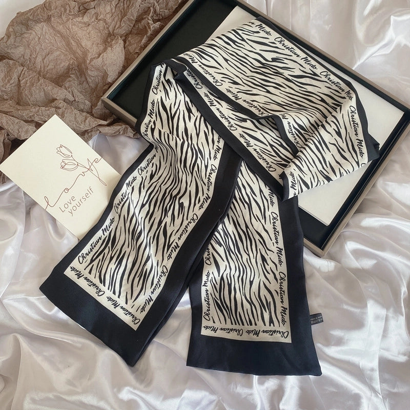 Women's Elegant Geometric Satin Printing Silk Scarf