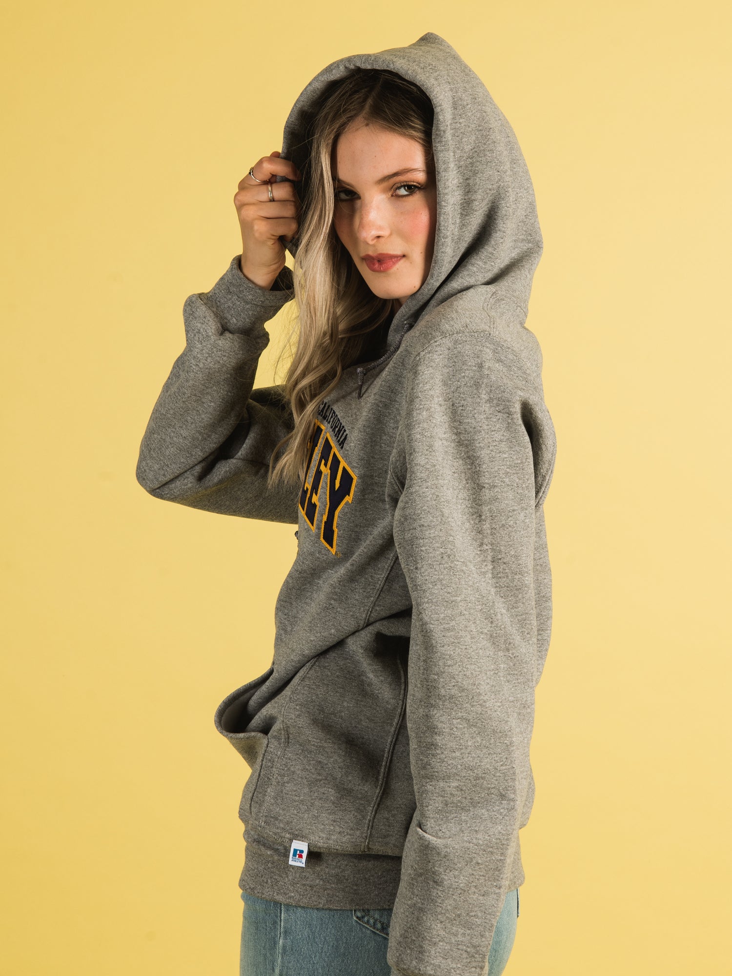 RUSSELL BERKELEY PULLOVER HOODIE