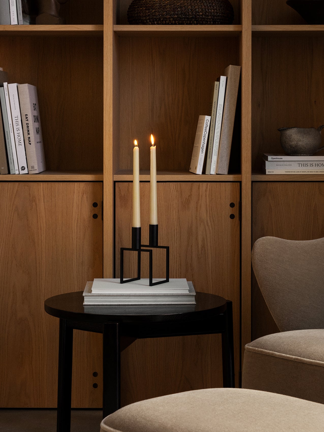 Line Candle Holder