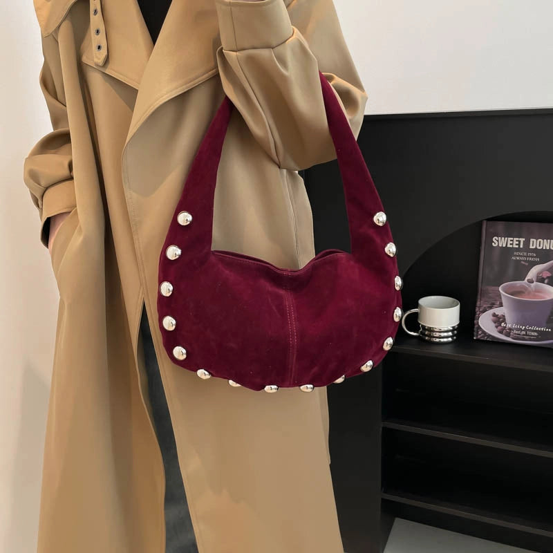 Women's Pu Leather Solid Color Classic Style Dumpling Shape Zipper Shoulder Bag