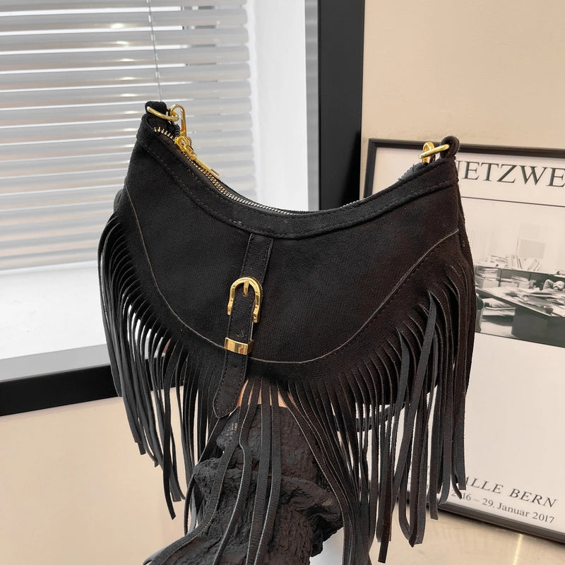 Women's Medium Pu Leather Solid Color Vacation Classic Style Tassel Dumpling Shape Zipper Crossbody Bag