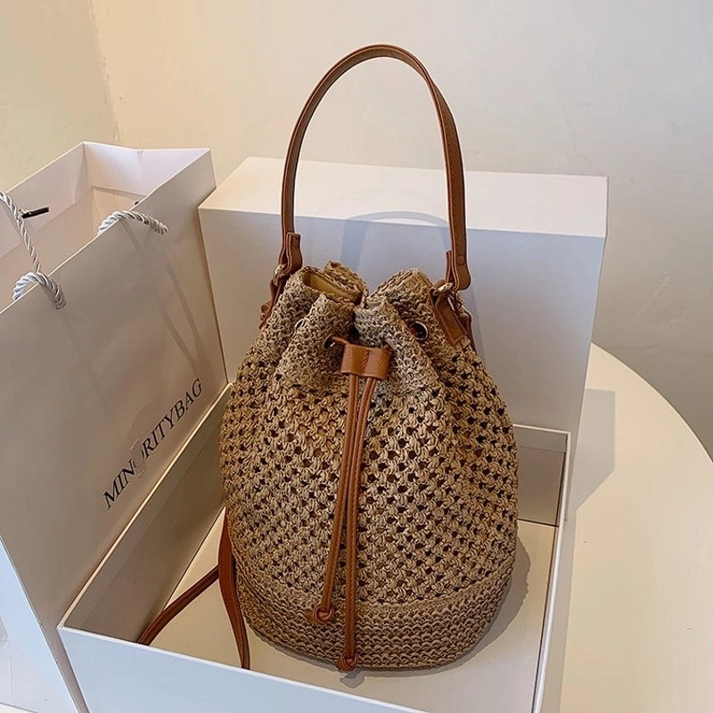 Women's Straw Solid Color Fashion Bucket String Crossbody Bag