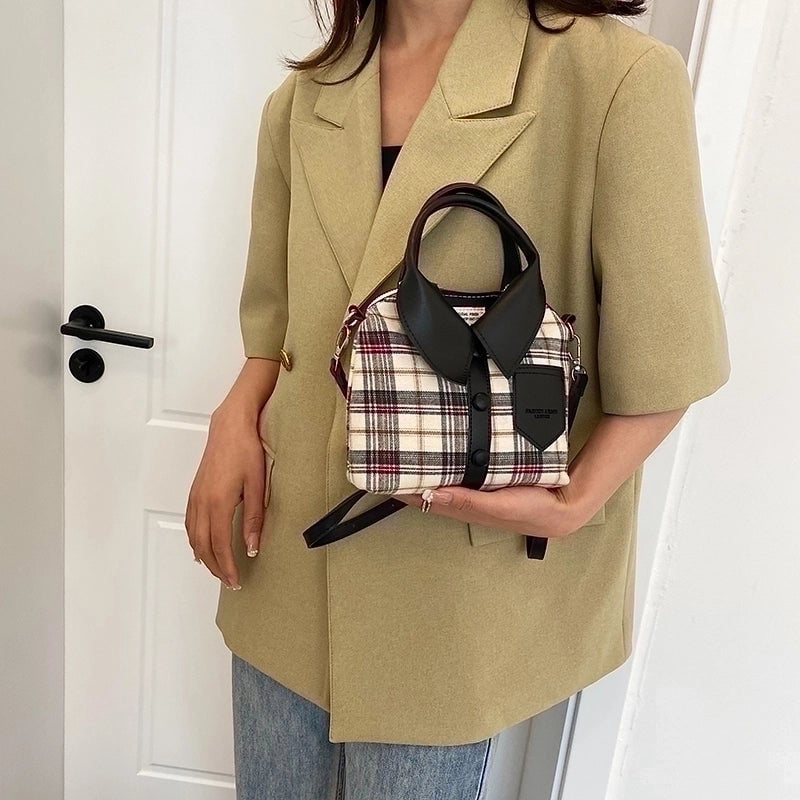 Unisex Canvas Color Block Plaid Vacation Sewing Thread Square Magnetic Buckle Handbag