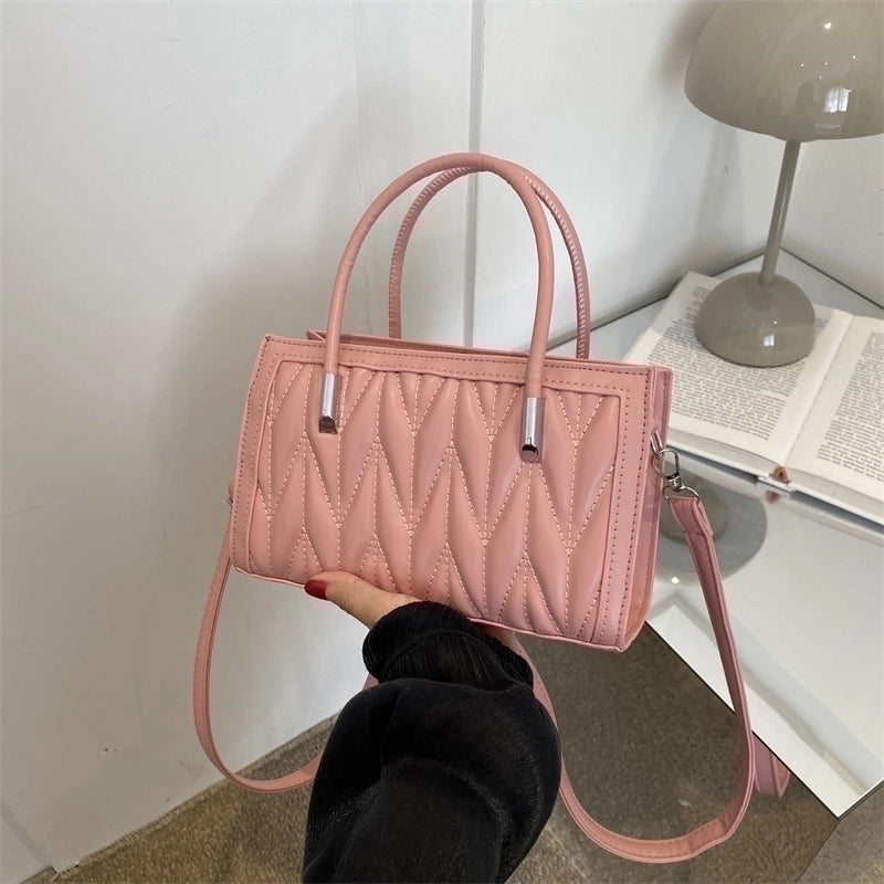 Women's All Seasons Pu Leather Solid Color Elegant Square Magnetic Buckle Handbag