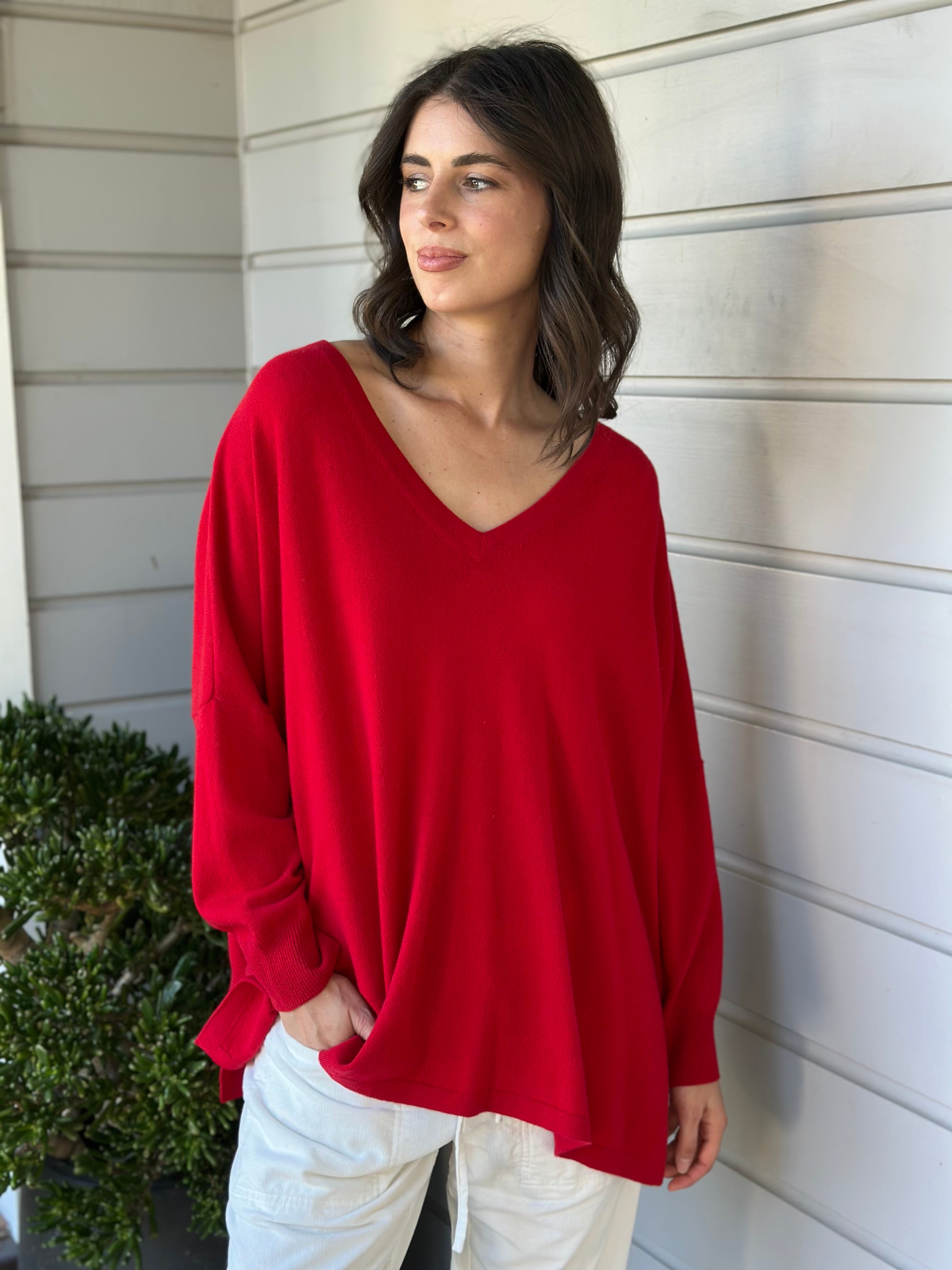 relaxed boyfriend knit- winter red cashmere