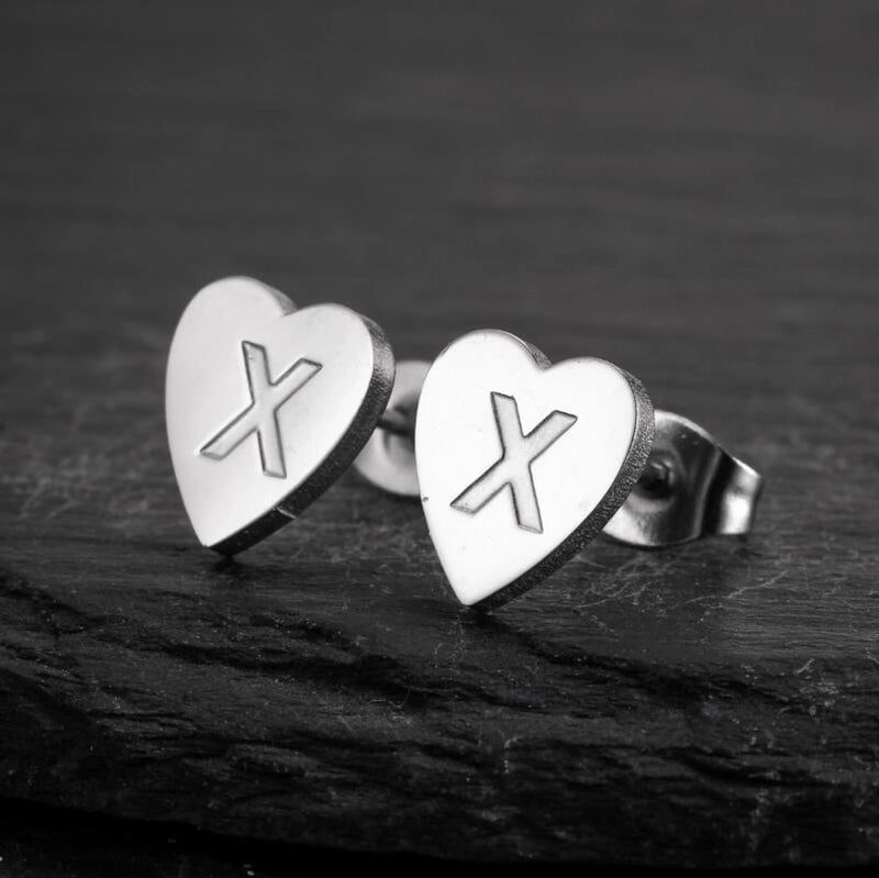 1 Pair Fashion Letter Heart Shape Plating 304 Stainless Steel 18K Gold Plated Ear Studs