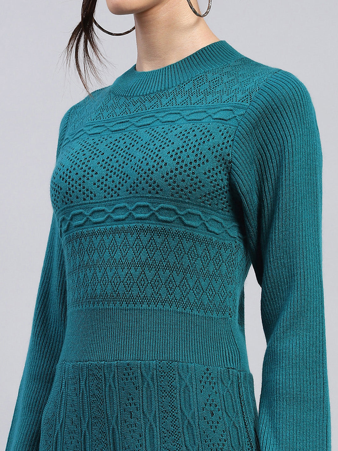 Women Green Self Design Round Neck Full Sleeve Dress